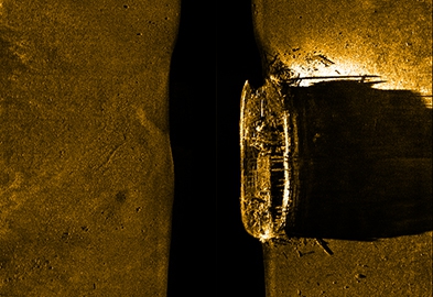 Franklin's_Lost_Expedition_-_Sonar_Image_of_First_Ship_Found_-_Sept_2014Erebus.jpg